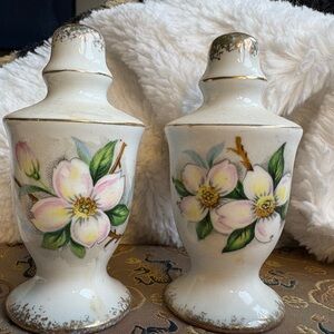 Vintage Hammersley Dogwood 🌼 Salt & Pepper Shakers Signed
